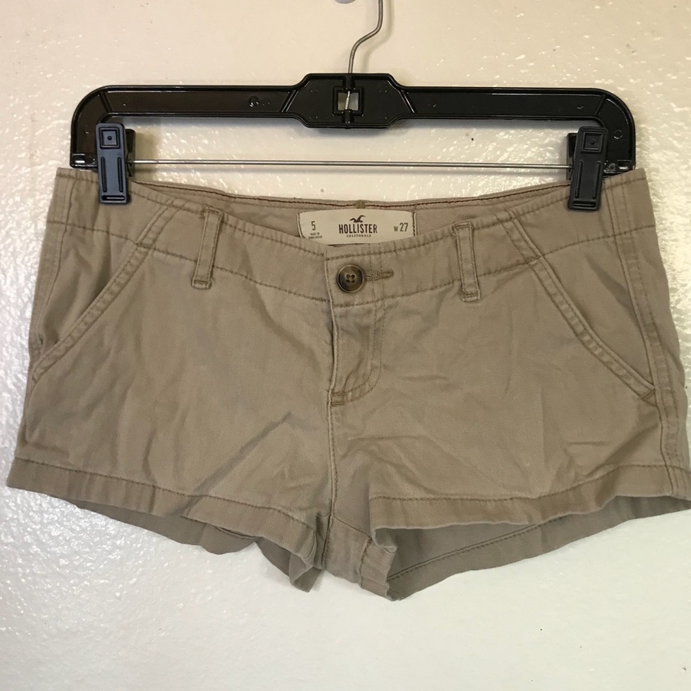 Khaki Hollister shorts